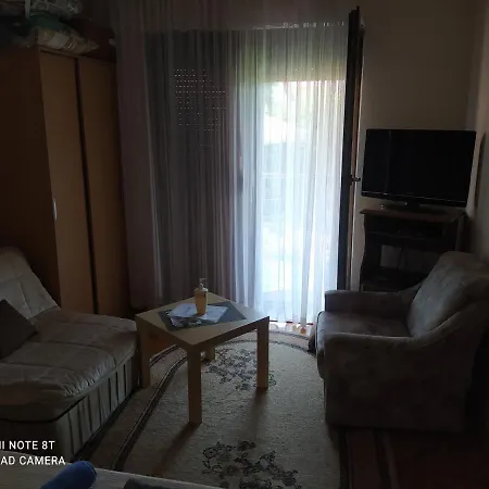 Pensión Prenociste Aleksandar *