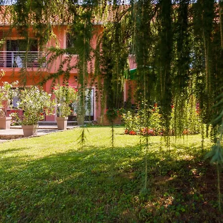 Pensión Prenociste Aleksandar *