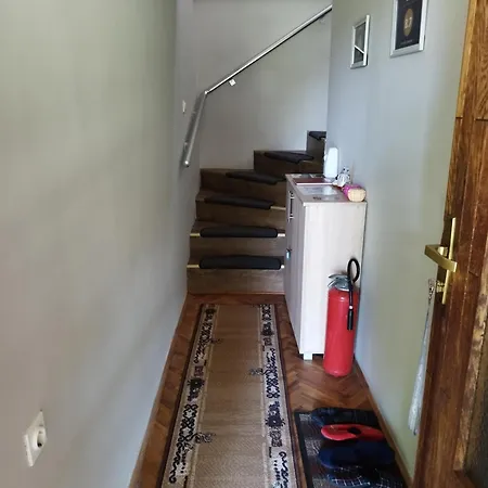 Pensión Prenociste Aleksandar